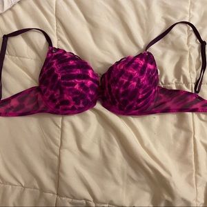 VICTORIA SECRET/PINK BRA